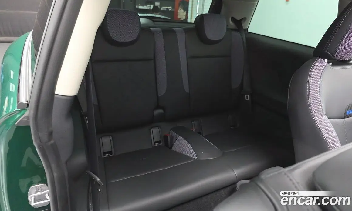 Mini Cooper 2025 2.0 автомат (гидро), фото 17