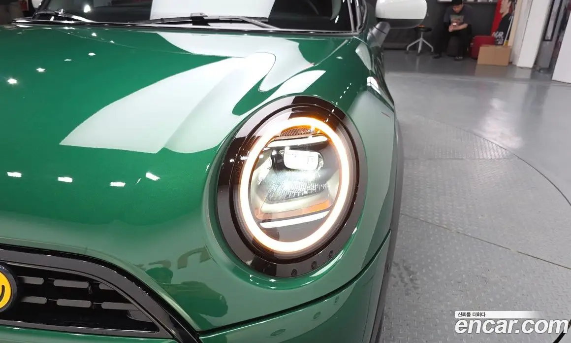 Mini Cooper 2025 2.0 автомат (гидро), фото 8