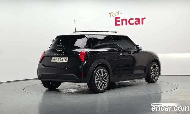 Mini Cooper, 2025, 7 371 км