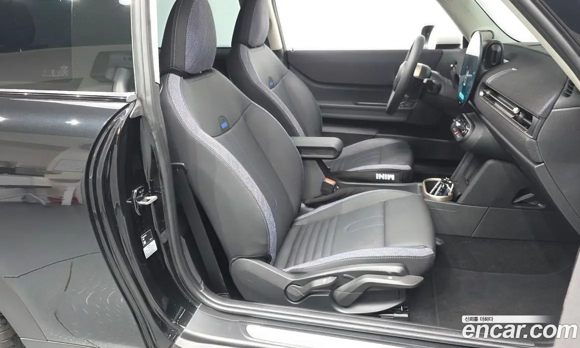 Mini Cooper 2025 2.0 автомат (гидро), фото 16