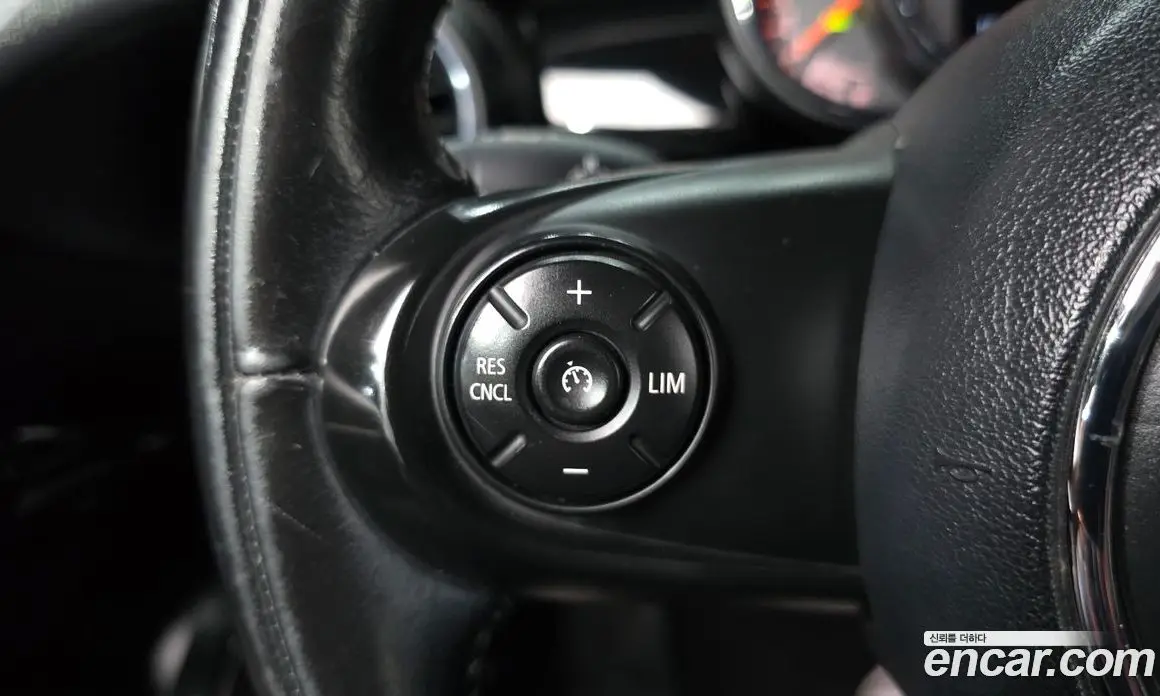Mini Cooper Convertible 2019 1.5 автомат (гидро), фото 17 Mini Cooper Convertible 2019 1.5 автомат (гидро), фото 17