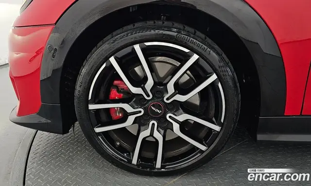 Mini Cooper Convertible 2025 2.0 автомат (гидро), миниатюра 4