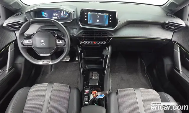 Peugeot 208 2022 0.1 автомат (гидро), миниатюра 10