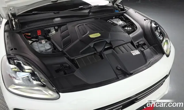 Porsche Cayenne 2023 3.0 автомат (гидро), миниатюра 5 Porsche Cayenne 2023 3.0 автомат (гидро), миниатюра 5