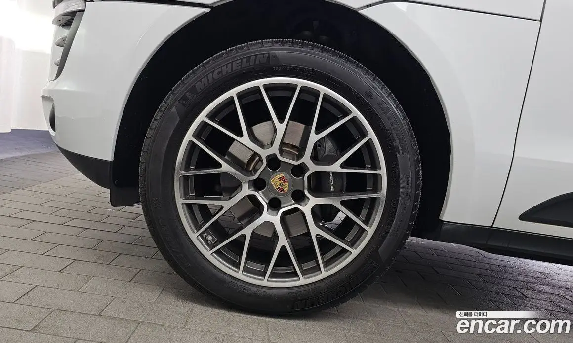 Porsche Macan 2018 2.0 автомат (гидро), фото 5 Porsche Macan 2018 2.0 автомат (гидро), фото 5