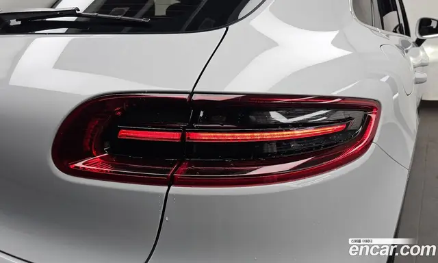 Porsche Macan 2018 2.0 автомат (гидро), миниатюра 9 Porsche Macan 2018 2.0 автомат (гидро), миниатюра 9