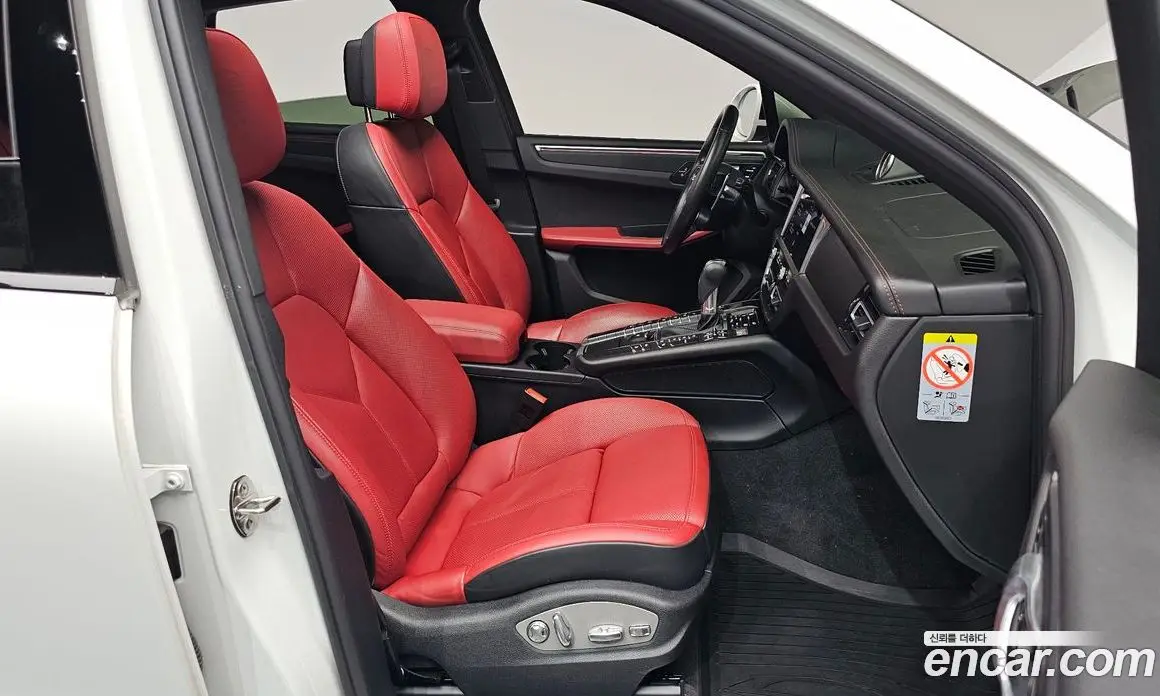 Porsche Macan 2021 2.0 автомат (гидро), фото 15