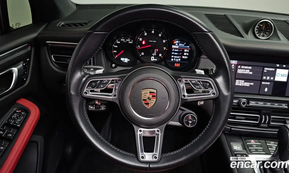 Porsche Macan 2021 2.0 автомат (гидро), фото 18