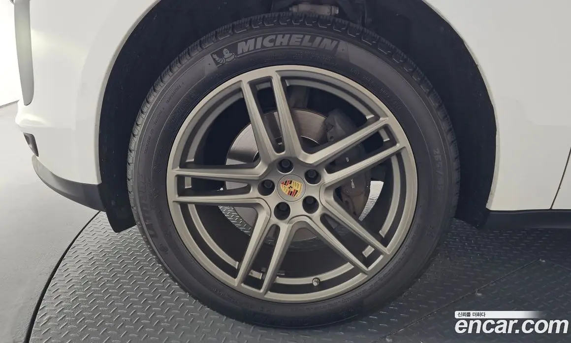 Porsche Macan 2021 2.0 автомат (гидро), фото 4