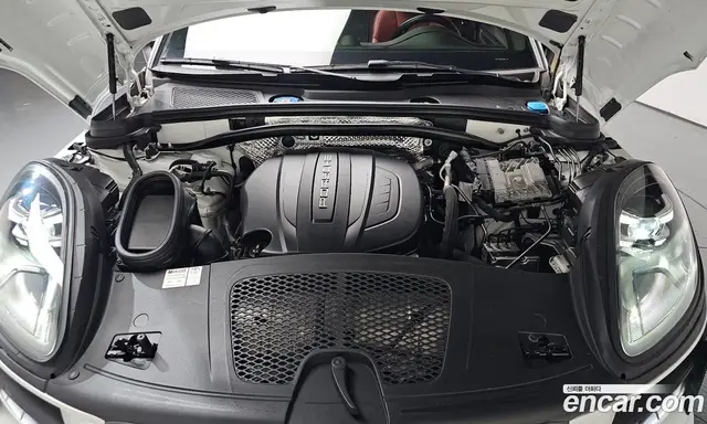 Porsche Macan 2021 2.0 автомат (гидро), миниатюра 5