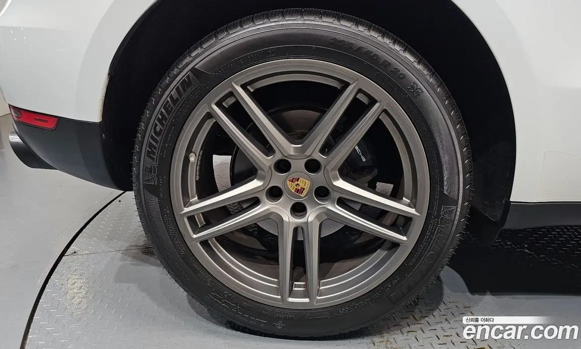 Porsche Macan 2021 2.0 автомат (гидро), фото 6