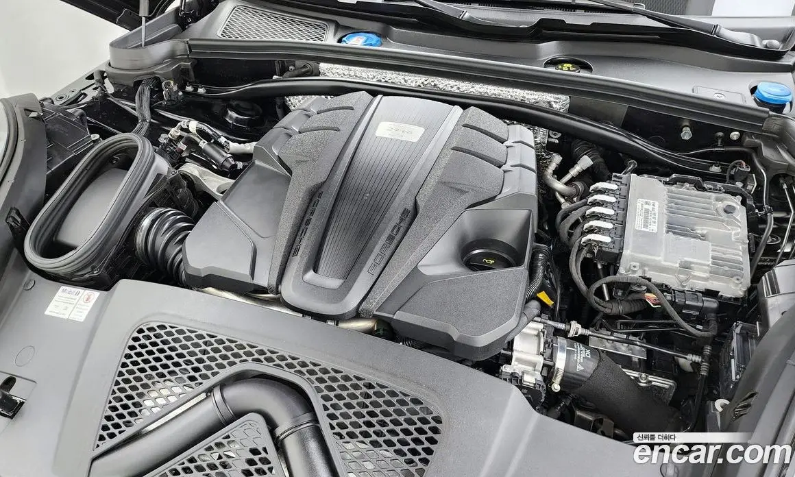 Porsche Macan 2022 2.9 автомат (гидро), фото 6
