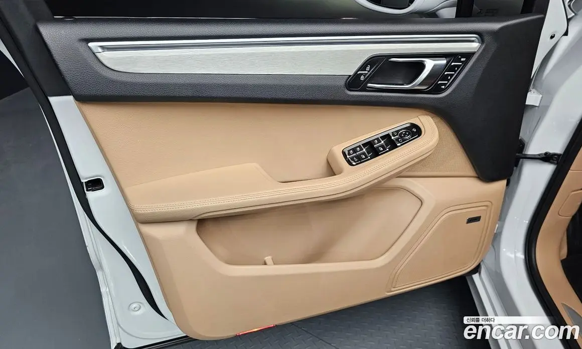 Porsche Macan 2022 2.9 автомат (гидро), фото 14