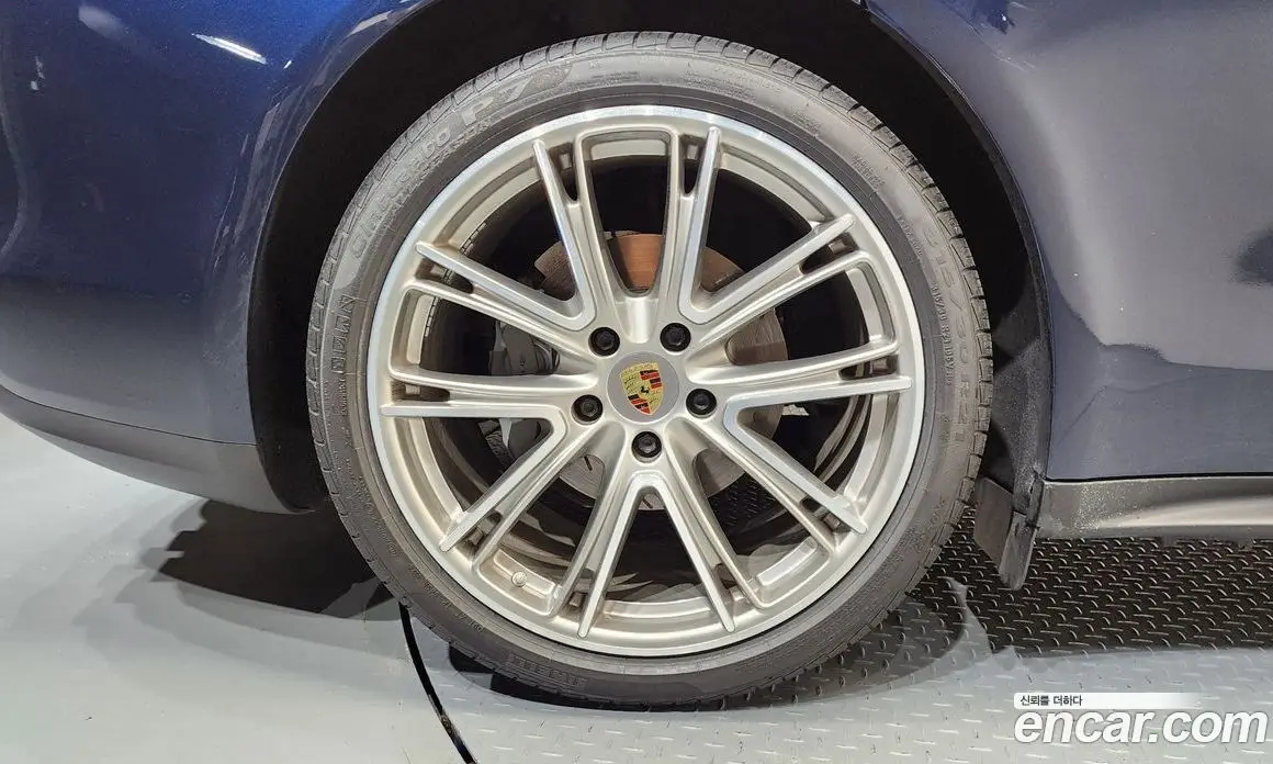 Porsche Panamera 2018 2.9 автомат (гидро), фото 5 Porsche Panamera 2018 2.9 автомат (гидро), фото 5