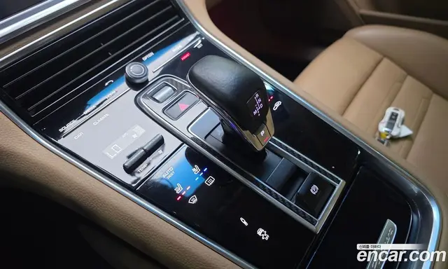 Porsche Panamera 2018 3.0 автомат (гидро), миниатюра 12