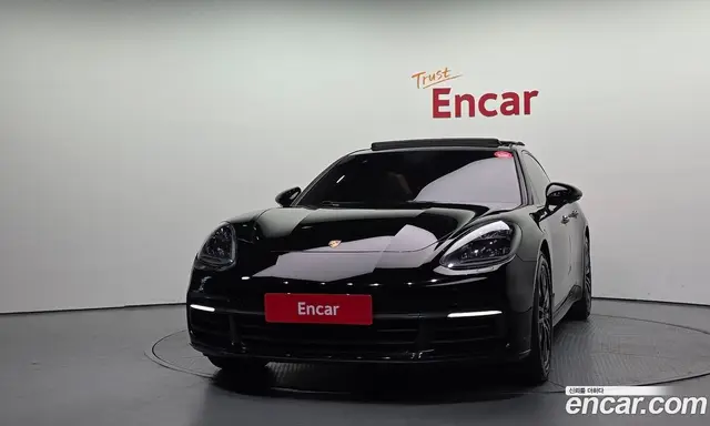 Porsche Panamera 2018 3.0 автомат (гидро), миниатюра 3 Porsche Panamera 2018 3.0 автомат (гидро), миниатюра 3