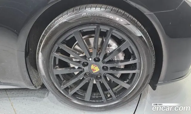 Porsche Panamera 2018 3.0 автомат (гидро), миниатюра 7 Porsche Panamera 2018 3.0 автомат (гидро), миниатюра 7