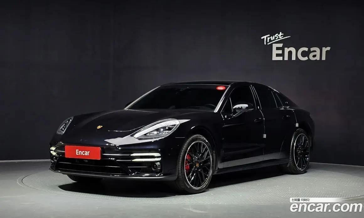 Porsche Panamera 2023 4.0 автомат (гидро), фото 1 Porsche Panamera 2023 4.0 автомат (гидро), фото 1