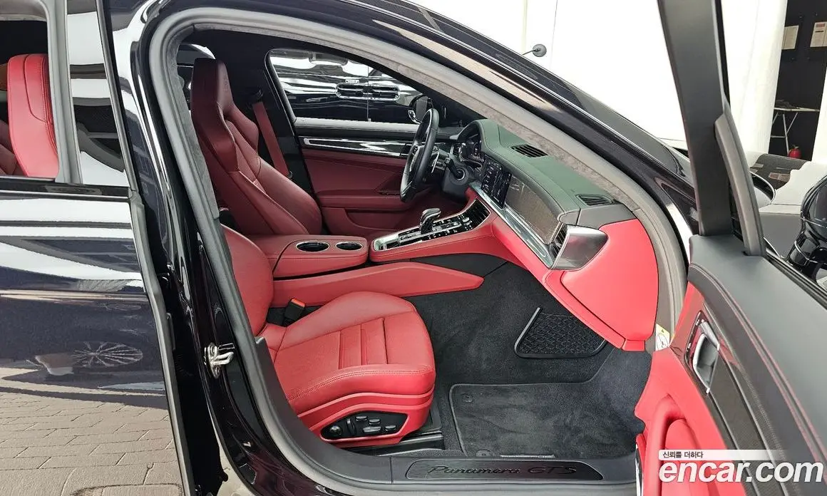 Porsche Panamera 2023 4.0 автомат (гидро), фото 17 Porsche Panamera 2023 4.0 автомат (гидро), фото 17