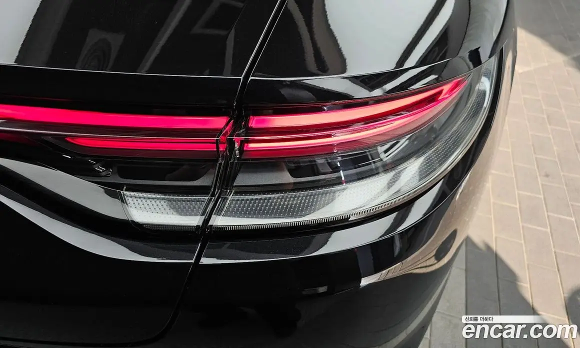 Porsche Panamera 2023 4.0 автомат (гидро), фото 9 Porsche Panamera 2023 4.0 автомат (гидро), фото 9