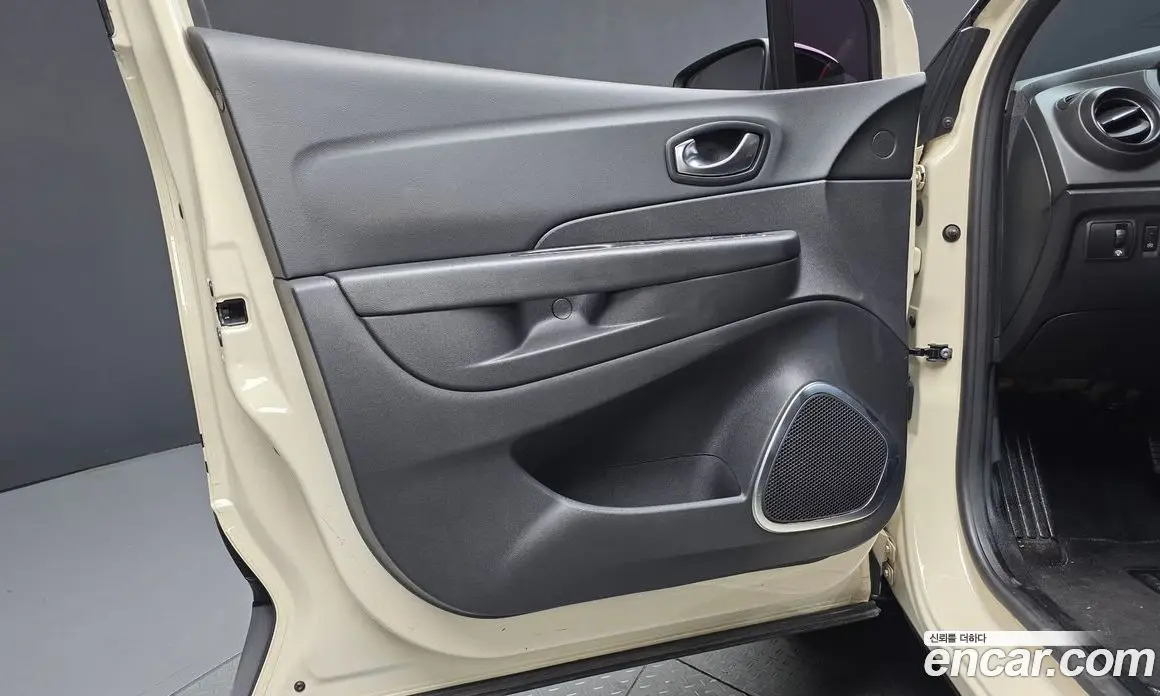 Renault (Samsung) QM3 2017 1.5 автомат (гидро), фото 14