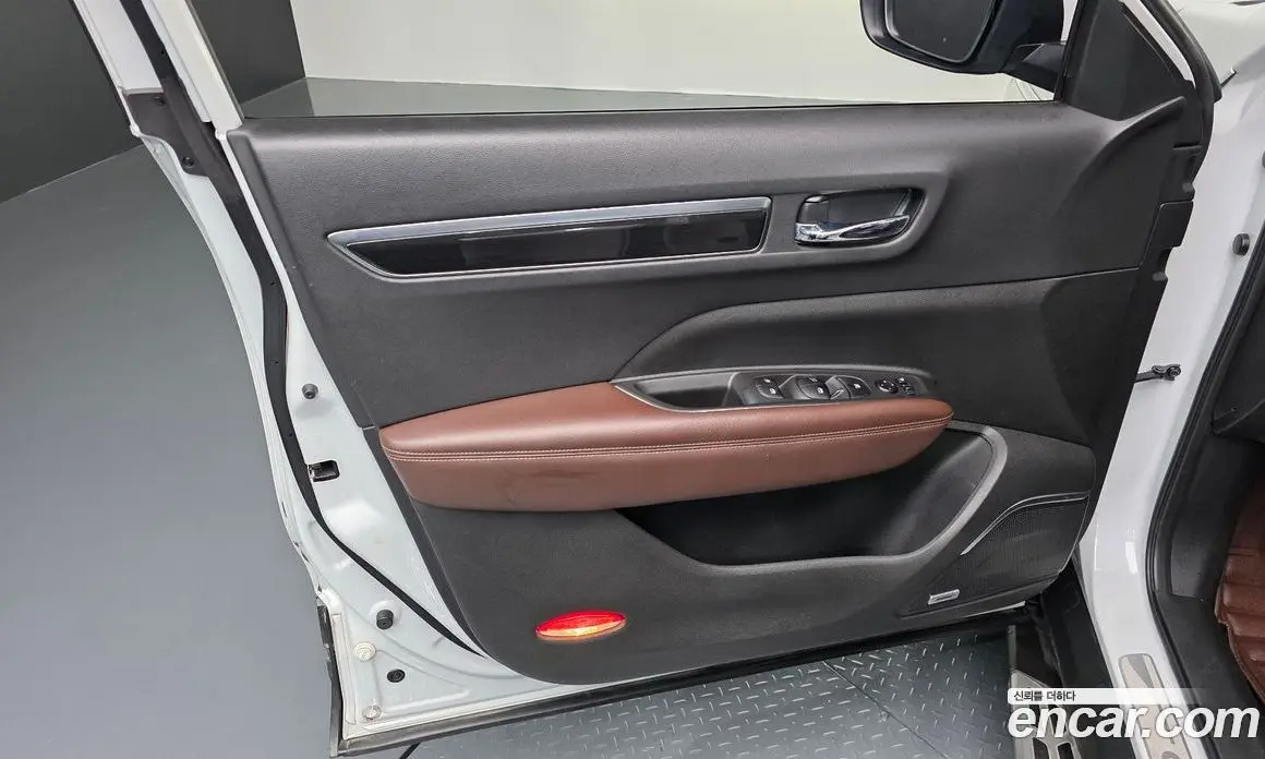 Renault (Samsung) QM6 2018 2.0 автомат (гидро), фото 14 Renault (Samsung) QM6 2018 2.0 автомат (гидро), фото 14