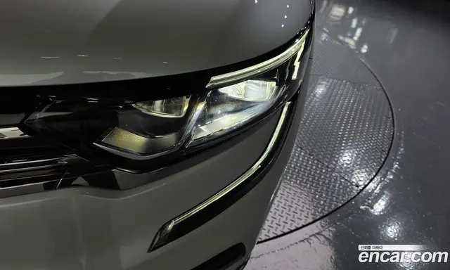 Renault (Samsung) QM6 2018 2.0 автомат (гидро), миниатюра 8 Renault (Samsung) QM6 2018 2.0 автомат (гидро), миниатюра 8
