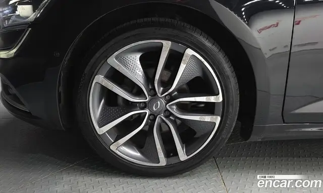 Renault (Samsung) SM6 2016 1.6 автомат (гидро), миниатюра 4 Renault (Samsung) SM6 2016 1.6 автомат (гидро), миниатюра 4