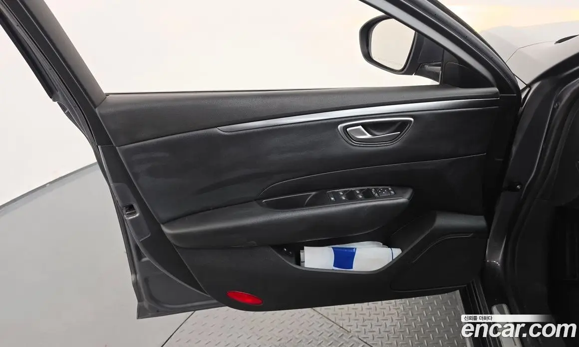 Renault (Samsung) SM6 2017 1.6 автомат (гидро), фото 14 Renault (Samsung) SM6 2017 1.6 автомат (гидро), фото 14
