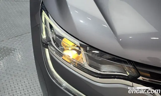 Renault (Samsung) SM6 2017 1.6 автомат (гидро), миниатюра 8 Renault (Samsung) SM6 2017 1.6 автомат (гидро), миниатюра 8