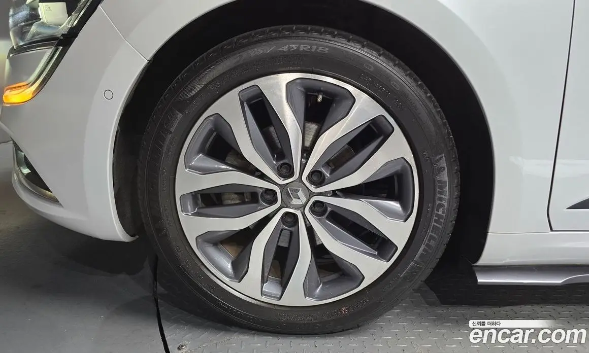 Renault (Samsung) SM6 2017 2.0 автомат (гидро), фото 5 Renault (Samsung) SM6 2017 2.0 автомат (гидро), фото 5
