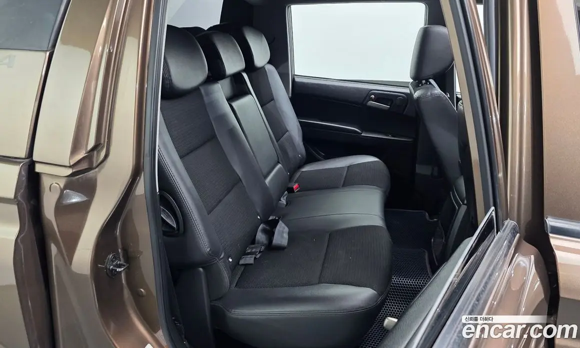 SsangYong Korando 2014 2.0 автомат (гидро), фото 16 SsangYong Korando 2014 2.0 автомат (гидро), фото 16