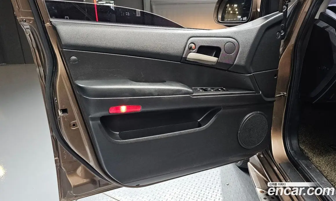 SsangYong Korando 2015 2.0 автомат (гидро), фото 14
