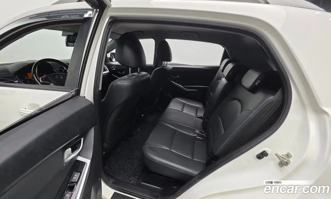 SsangYong Korando 2018 2.2 автомат (гидро), фото 16