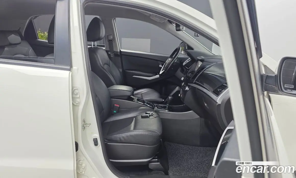 SsangYong Korando 2018 2.2 автомат (гидро), фото 17