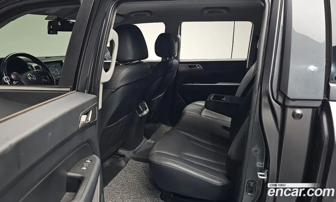 SsangYong Rexton 2018 2.2 автомат (гидро), фото 17