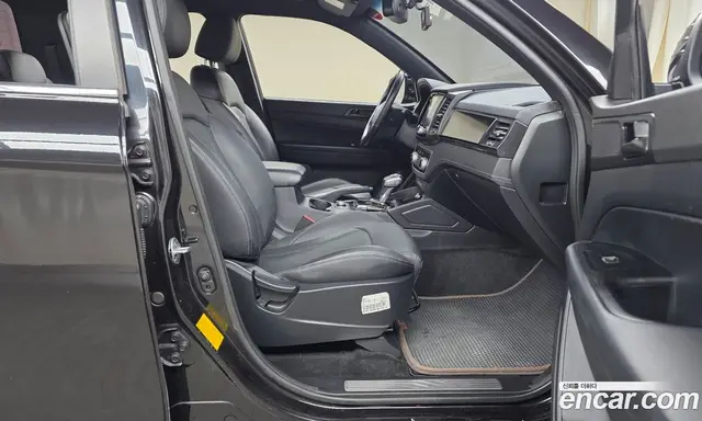 SsangYong Rexton 2019 2.2 автомат (гидро), миниатюра 11 SsangYong Rexton 2019 2.2 автомат (гидро), миниатюра 11