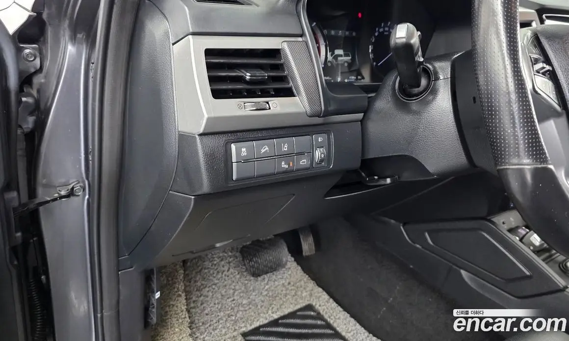 SsangYong Rexton 2019 2.2 автомат (гидро), фото 17 SsangYong Rexton 2019 2.2 автомат (гидро), фото 17