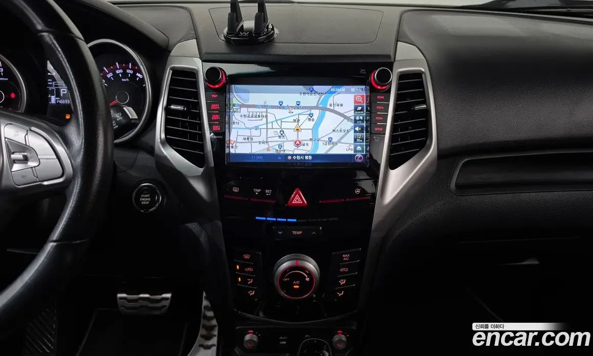 SsangYong TIBOLI 2015 1.6 автомат (гидро), фото 19