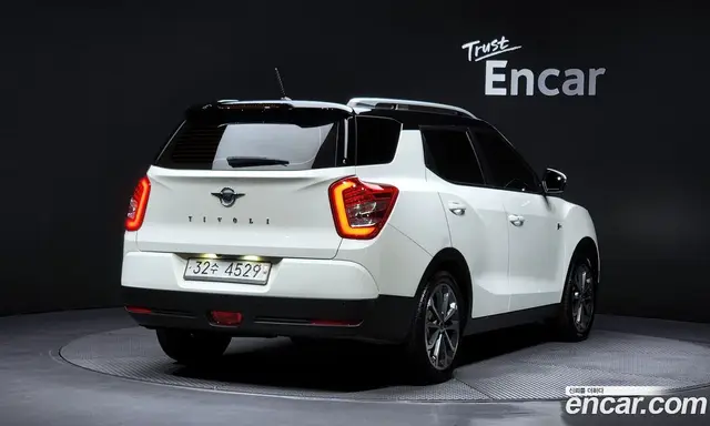 SsangYong TIBOLI 2017 1.6 автомат (гидро), миниатюра 2