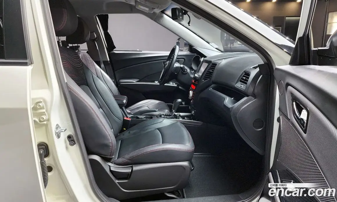 SsangYong TIBOLI 2017 1.6 автомат (гидро), фото 16