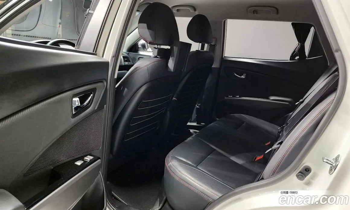 SsangYong TIBOLI 2017 1.6 автомат (гидро), фото 18