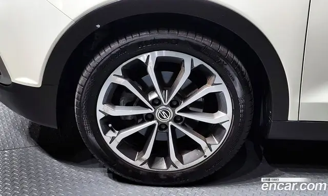 SsangYong TIBOLI 2017 1.6 автомат (гидро), миниатюра 5