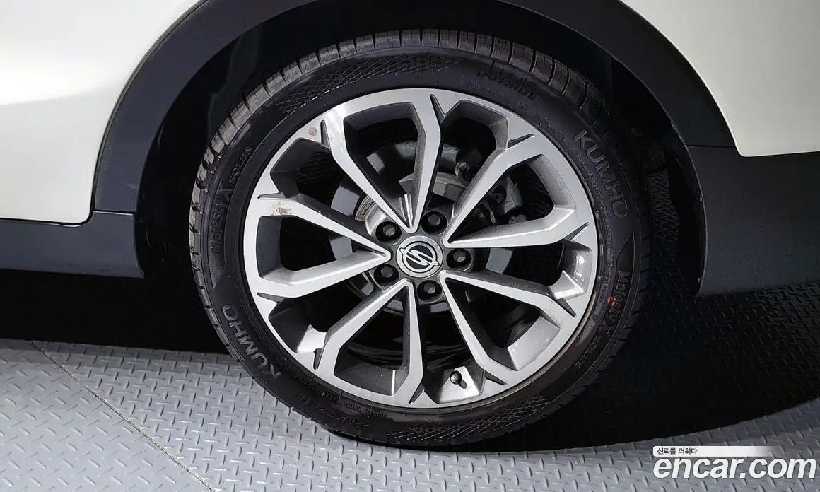 SsangYong TIBOLI 2017 1.6 автомат (гидро), фото 7