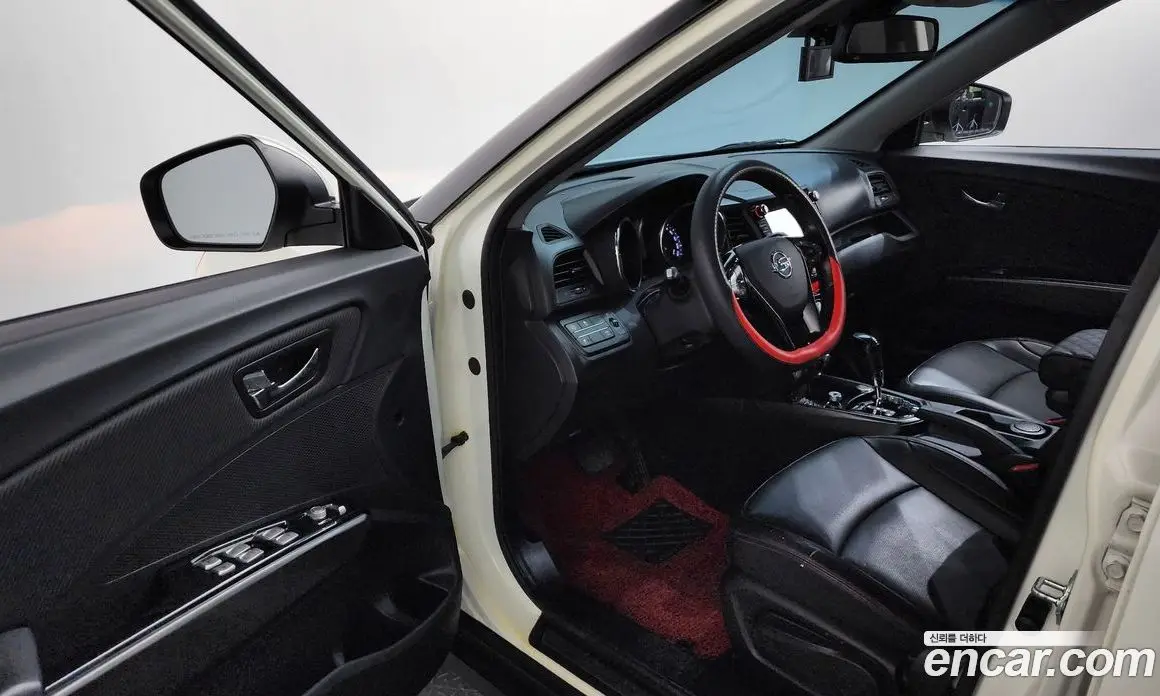 SsangYong TIBOLI 2018 1.6 автомат (гидро), фото 13