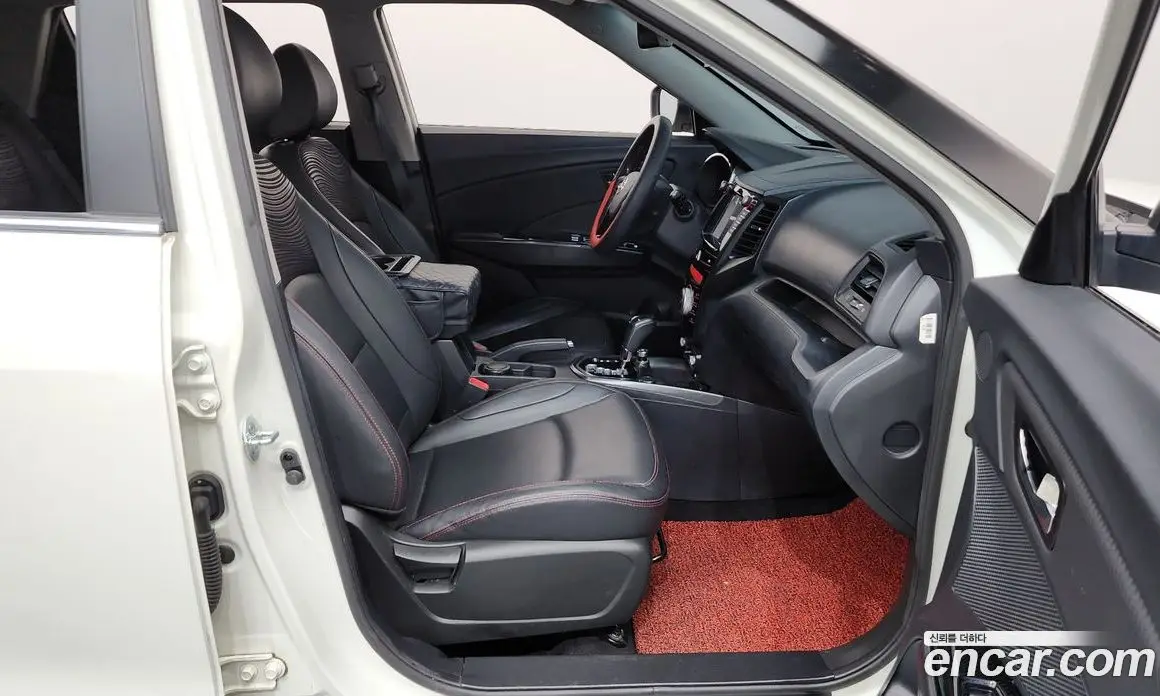 SsangYong TIBOLI 2018 1.6 автомат (гидро), фото 16