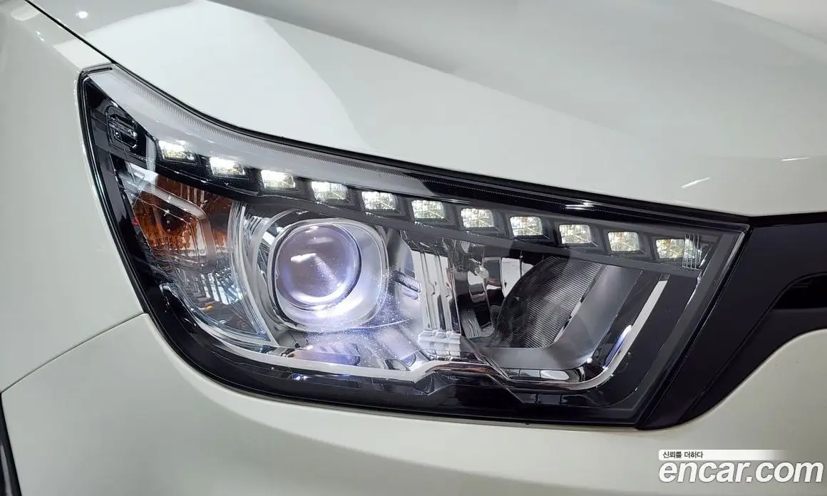 SsangYong TIBOLI 2018 1.6 автомат (гидро), фото 8