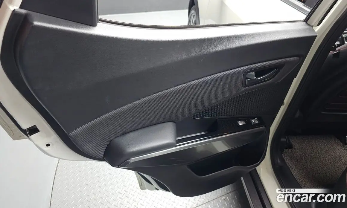 SsangYong TIBOLI 2021 1.5 автомат (гидро), фото 15 SsangYong TIBOLI 2021 1.5 автомат (гидро), фото 15