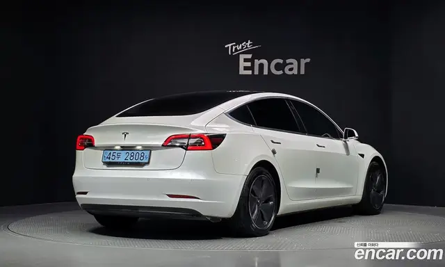 Tesla Model 3 2019 0.1 автомат (гидро), миниатюра 2