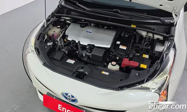 Toyota Prius 2018 1.8 автомат (гидро), миниатюра 6